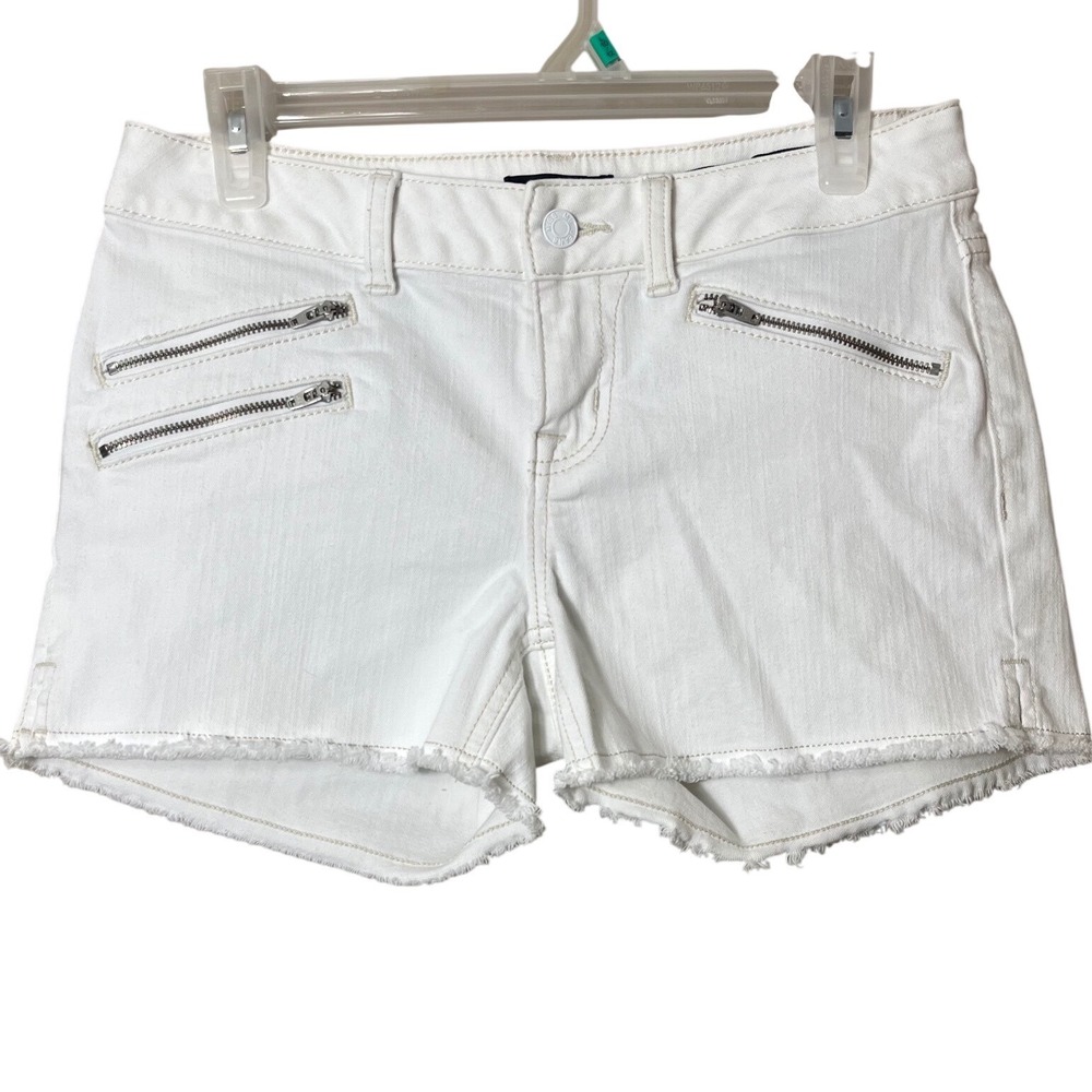 Miss Me White Denim Moto Shorts Mid Rise Frayed Hem Zipper Detail Size 28 - Picture 4 of 14